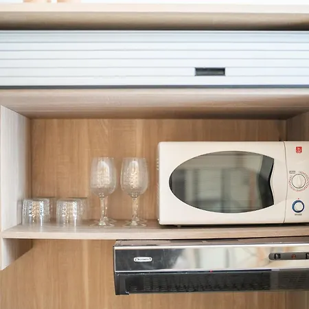 Cozy In The Heart Of Navigli - 10min Duomo Апартаменты