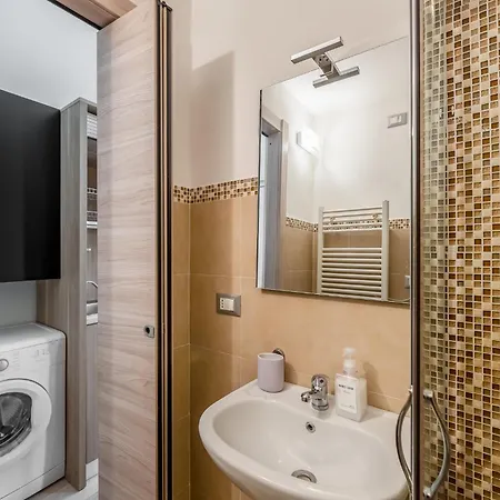 Cozy In The Heart Of Navigli - 10min Duomo Апартаменты Милан